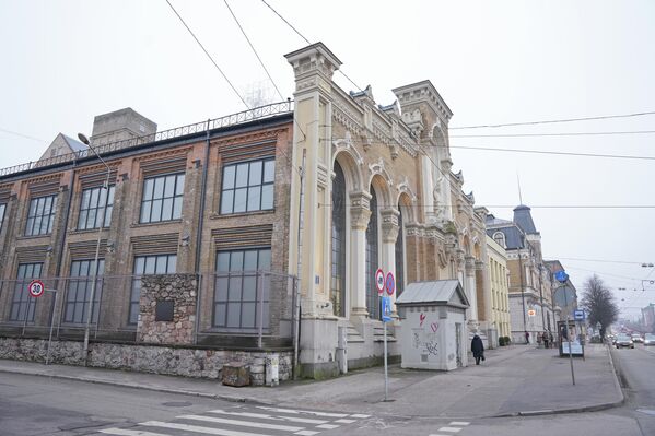 В 1999 году завод был приватизирован и реорганизован. - Sputnik Латвия