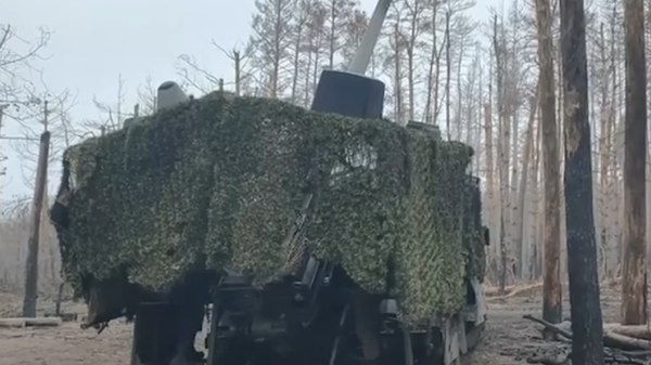 Российская САУ Мальва работает в зоне СВО - Sputnik Латвия