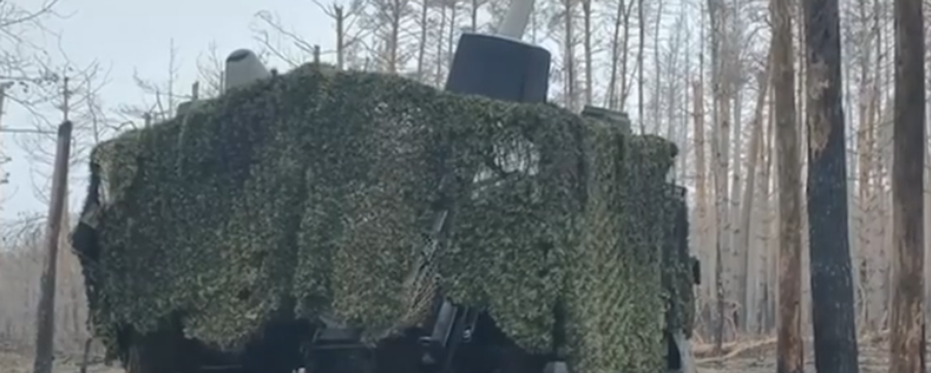 Российская САУ Мальва работает в зоне СВО - Sputnik Латвия, 1920, 23.12.2025