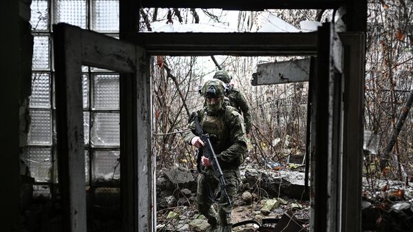 Работа связистов 25-й армии на Краснолиманском направлении СВО - Sputnik Латвия