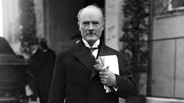 Густав Крупп - немецкий промышленник и финансовый магнат, оказавший значительную материальную поддержку нацистскому движению - Sputnik Латвия