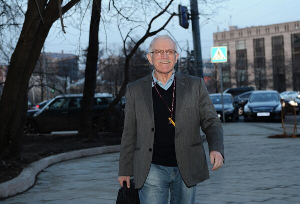 Советский и российский кинорежиссер Александр Митта умер 14 июля 2025 года в возрасте 92 лет.  - Sputnik Латвия