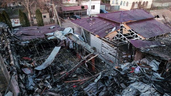 Последствия атаки БПЛА ВСУ на поселок Хорлы в Херсонской области - Sputnik Латвия