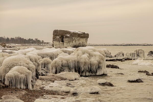 Северные форты являются частью Лиепайской крепости, которая была построена в конце 19-го – начале 20-го века, для защиты Лиепайской военно-морской базы от нападений вероятного противника. Система укреплений опоясывала весь город. - Sputnik Латвия