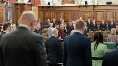 Минута молчания в Сейме Латвии 