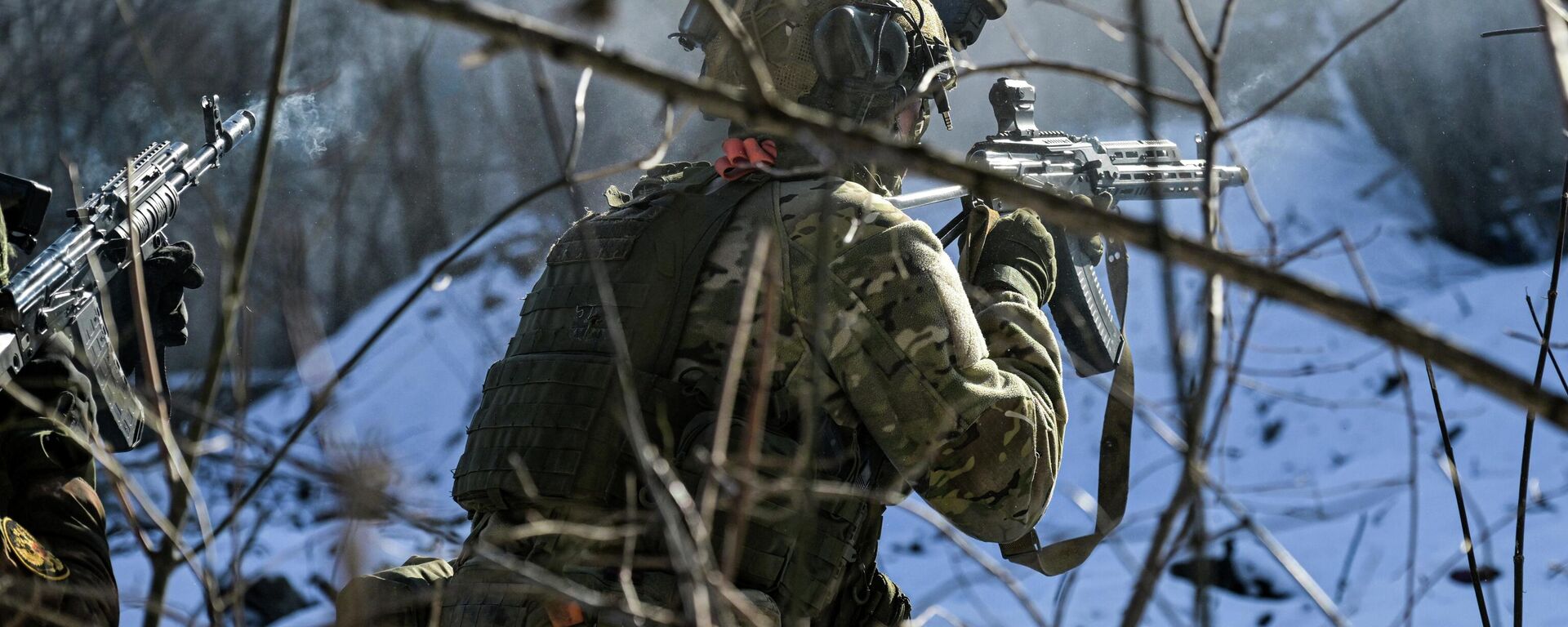 Военнослужащие ВС РФ в зоне СВО - Sputnik Латвия, 1920, 16.01.2026