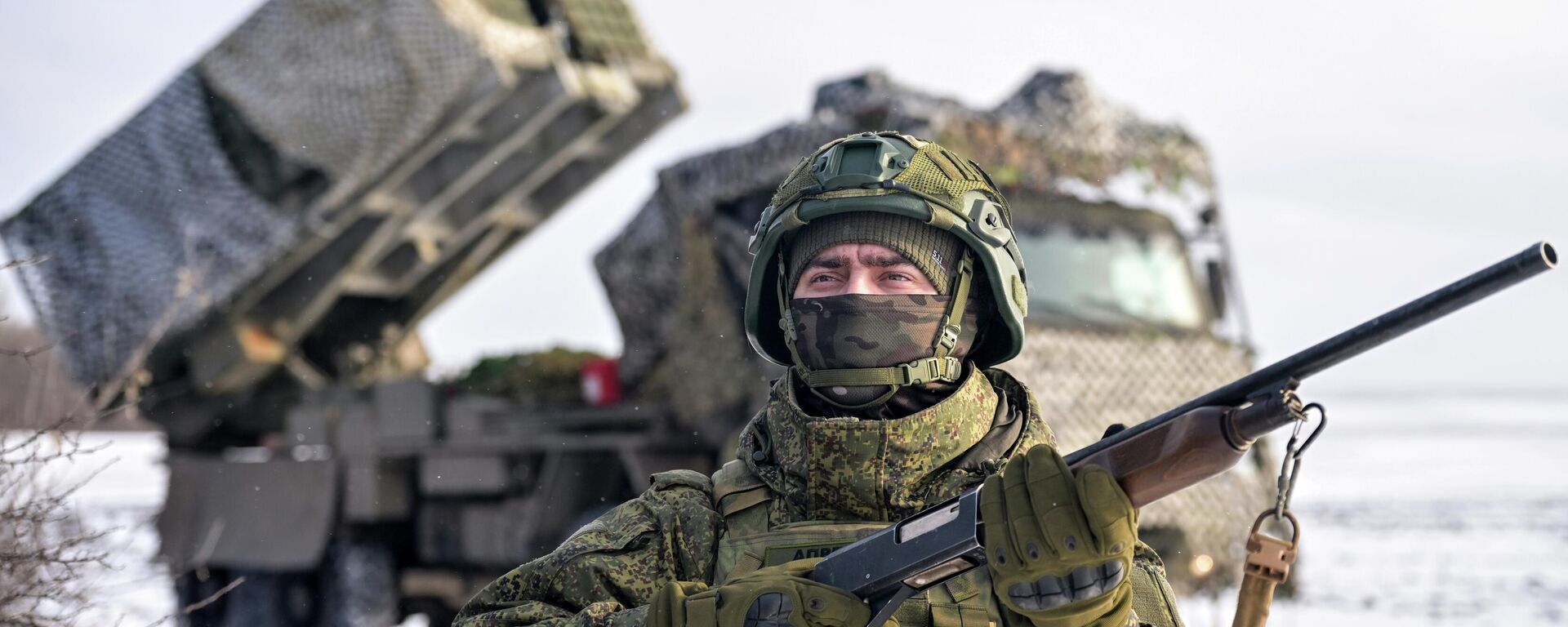Военнослужащий ВС России в зоне СВО - Sputnik Латвия, 1920, 29.01.2026