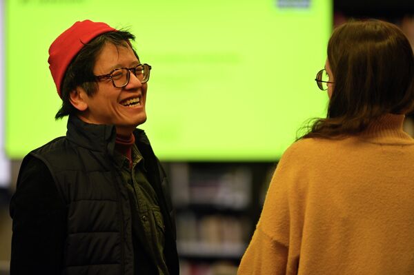 В ходе фестиваля пройдут открытые мероприятия, посвященные представителям культурной и аудиовизуальной индустрии: мастер-классы со шведским режиссером и художником Сусанной Валлинн, лекция для кинокритиков, презентации литовских короткометражных фильмов "Каждая секунда на счету: как привлечь и удержать интерес программных директоров фестивалей" . Мероприятия пройдут в Национальной библиотеке Литвы имени Мартинаса Мажвидаса. - Sputnik Латвия