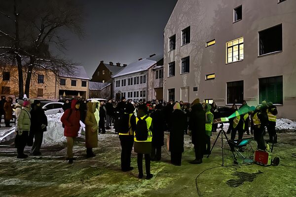 Все сеансы для зрителей бесплатные, перед фильмом своими комментариями делятся авторы короткометражек. - Sputnik Латвия