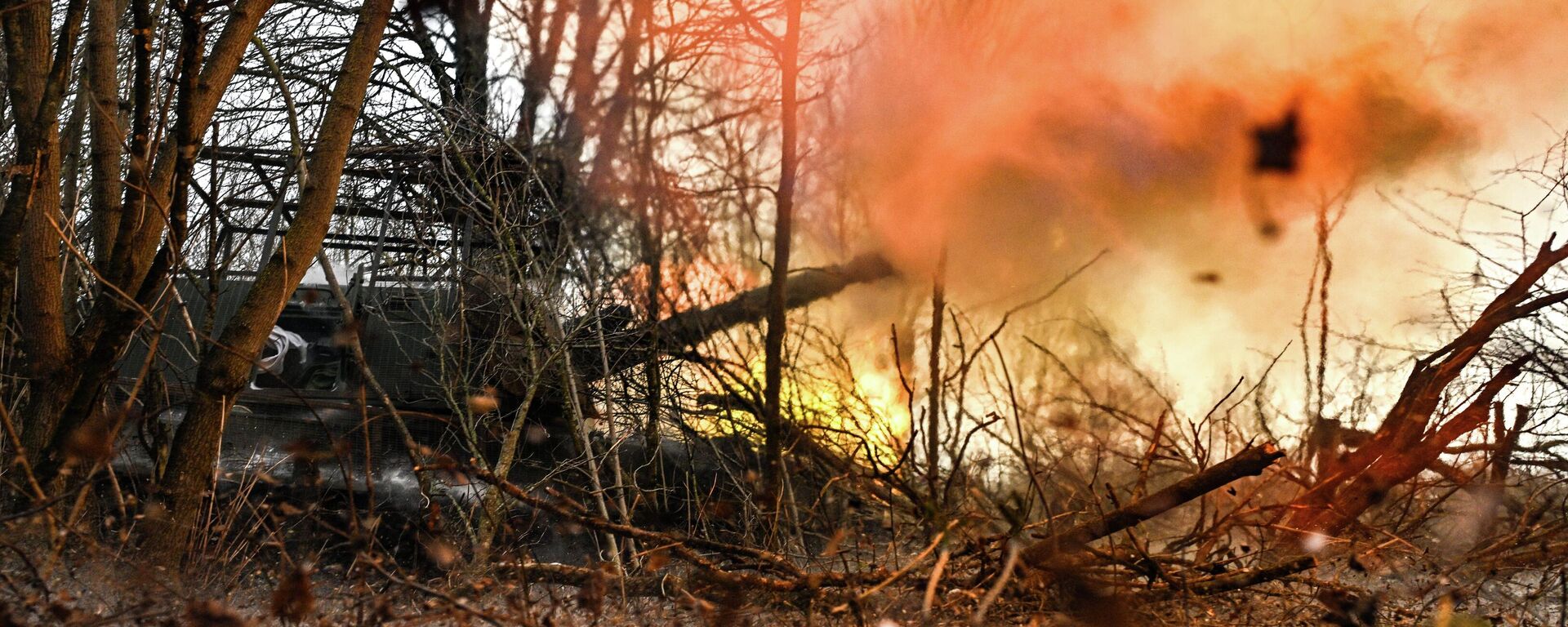 Акация наносит удар: как работают в связке глаза и молот ВС России - Sputnik Латвия, 1920, 06.02.2026