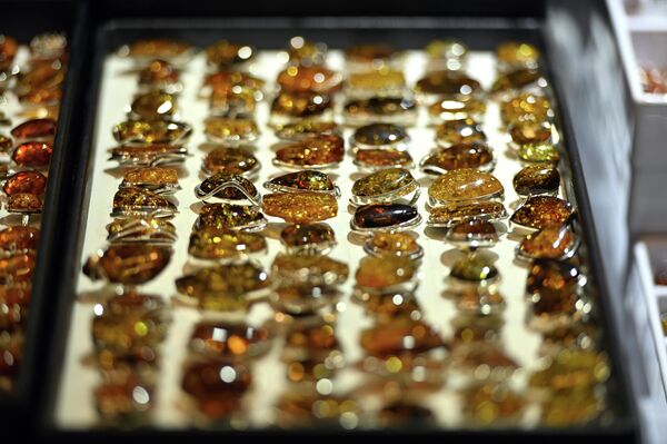 В этом году на выставке свои работы и коллекции представили более 150 участников из более чем 20 стран мира. - Sputnik Латвия