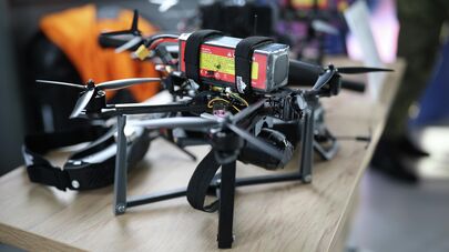 Дрон-камикадзе на международном форуме "Беспилотные системы: технологии двойного назначения" в Майкопском государственном технологическом университете