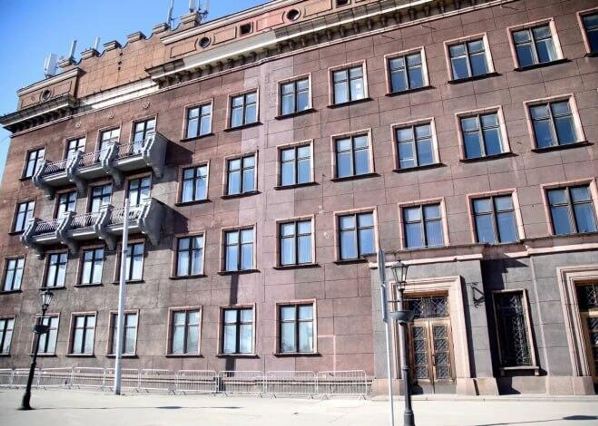 Здание в Риге по улице Калькю, 1 - Sputnik Латвия, 1920, 06.03.2026