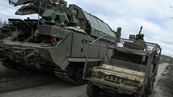 Боевое дежурство ЗРК Тор-М1 ВС России в зоне СВО - Sputnik Латвия