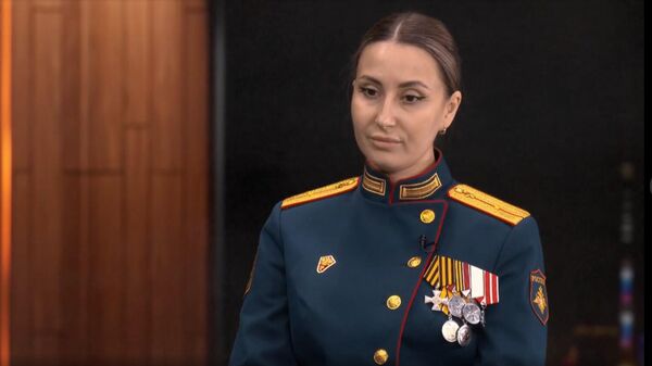 Командир эвакуационного взвода: ВСУ ведут особую охоту за российскими медиками   - Sputnik Латвия