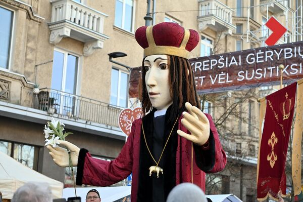 На фото: фигура князя Казимира. Казимир был литовским княжичем и польским королевичем. После смерти его канонизировали, и он стал святым покровителем Польши и Великого княжества Литовского. - Sputnik Латвия