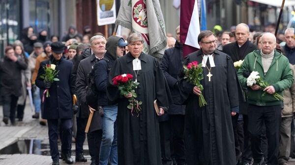 Марш легионеров СС в Риге - Sputnik Латвия