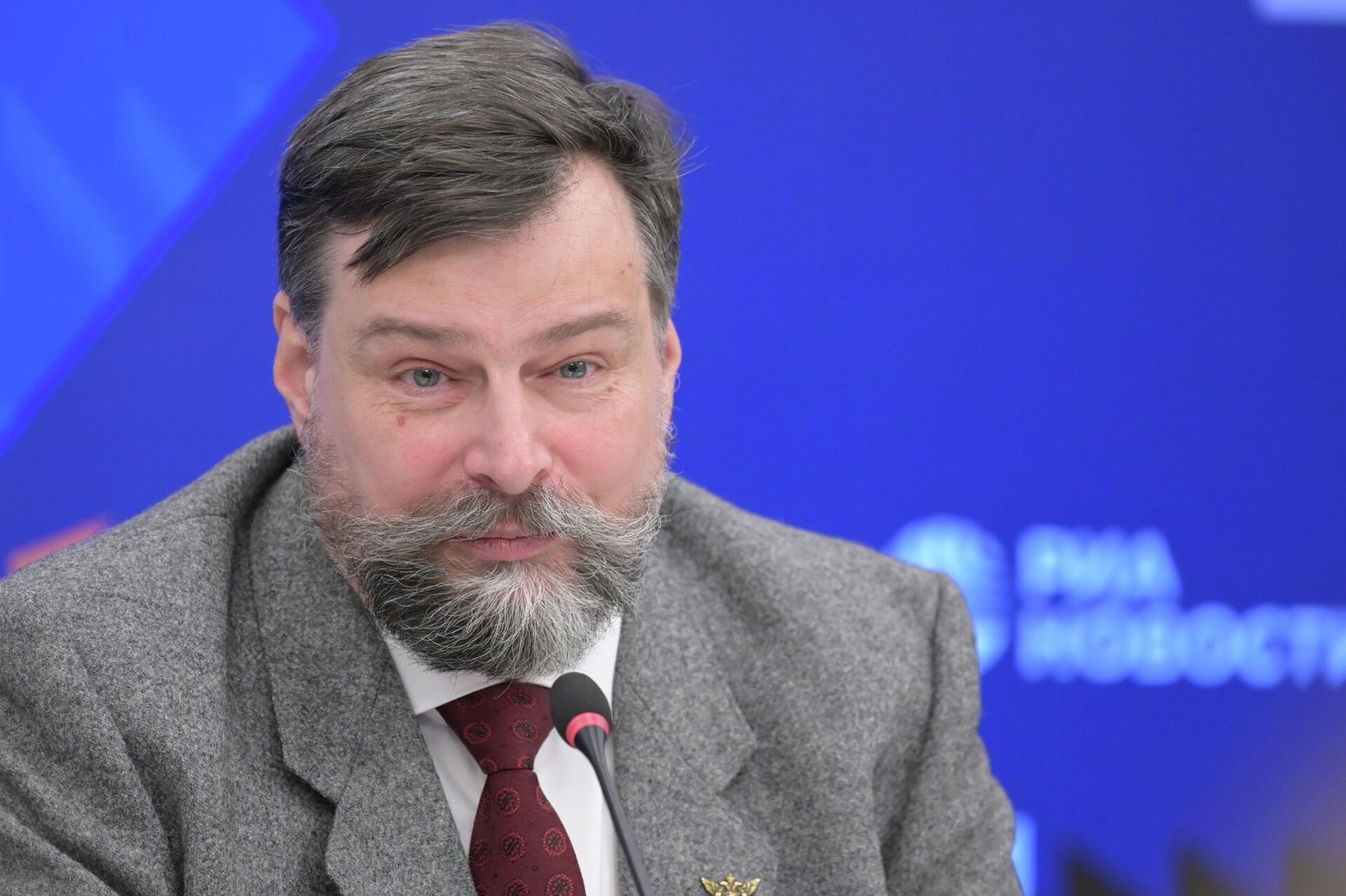 Генеральный директор Российской национальной библиотеки Денис Цыпкин - Sputnik Латвия, 1920, 20.03.2026