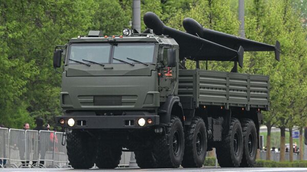 Беспилотные летательные аппараты Герань-2 в кузове КамАЗа - Sputnik Латвия