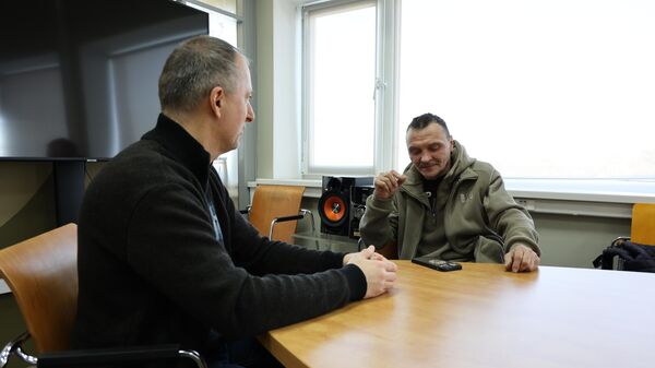 Как переселенец из Латвии устроился в России - Sputnik Латвия