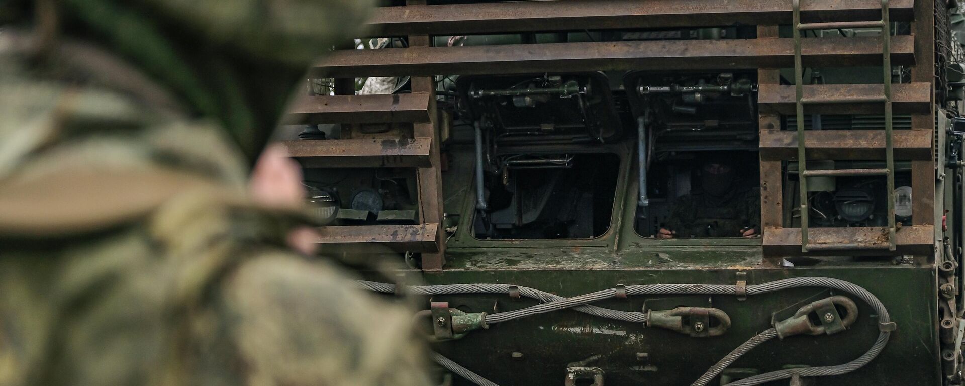 Боевая работа расчета ЗРК Тор-М2 ВС России в зоне СВО - Sputnik Латвия, 1920, 30.03.2026