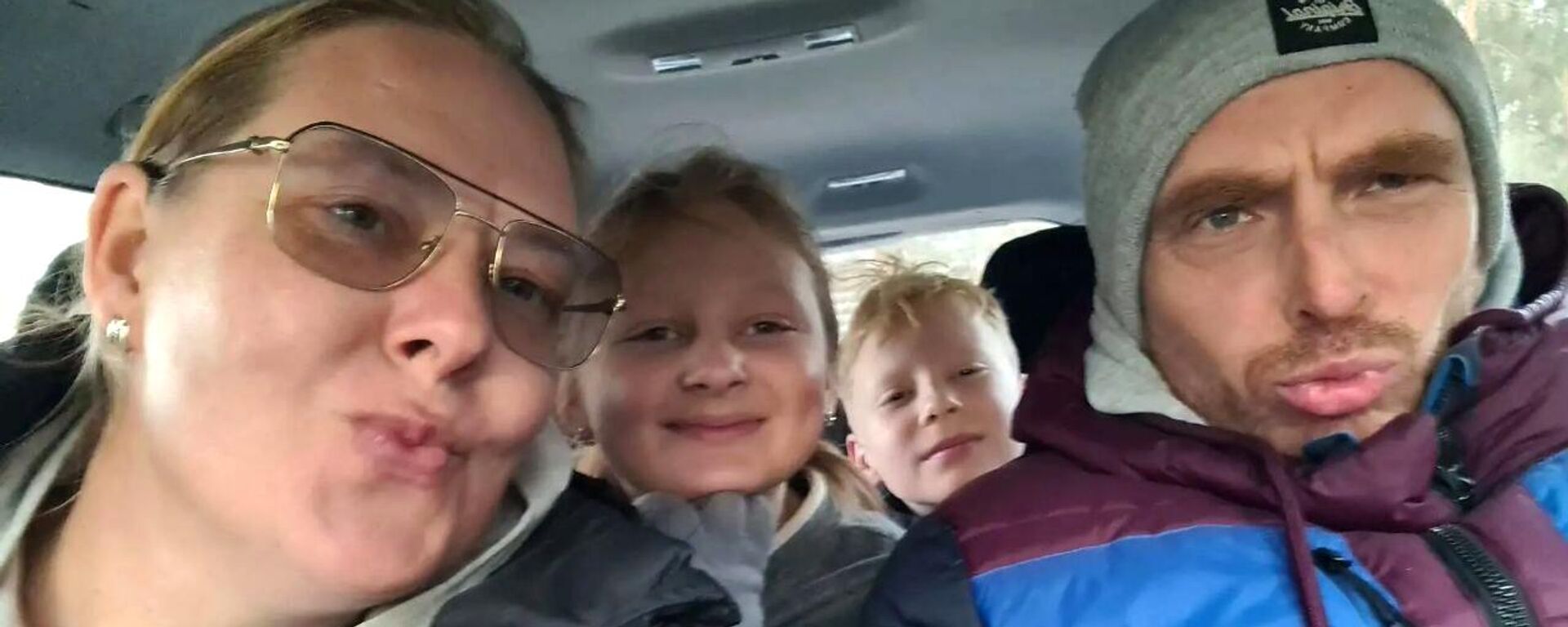 Марина Савичене: Премьер так и заявила: теперь русским можно в лицо плевать - Sputnik Латвия, 1920, 09.04.2026