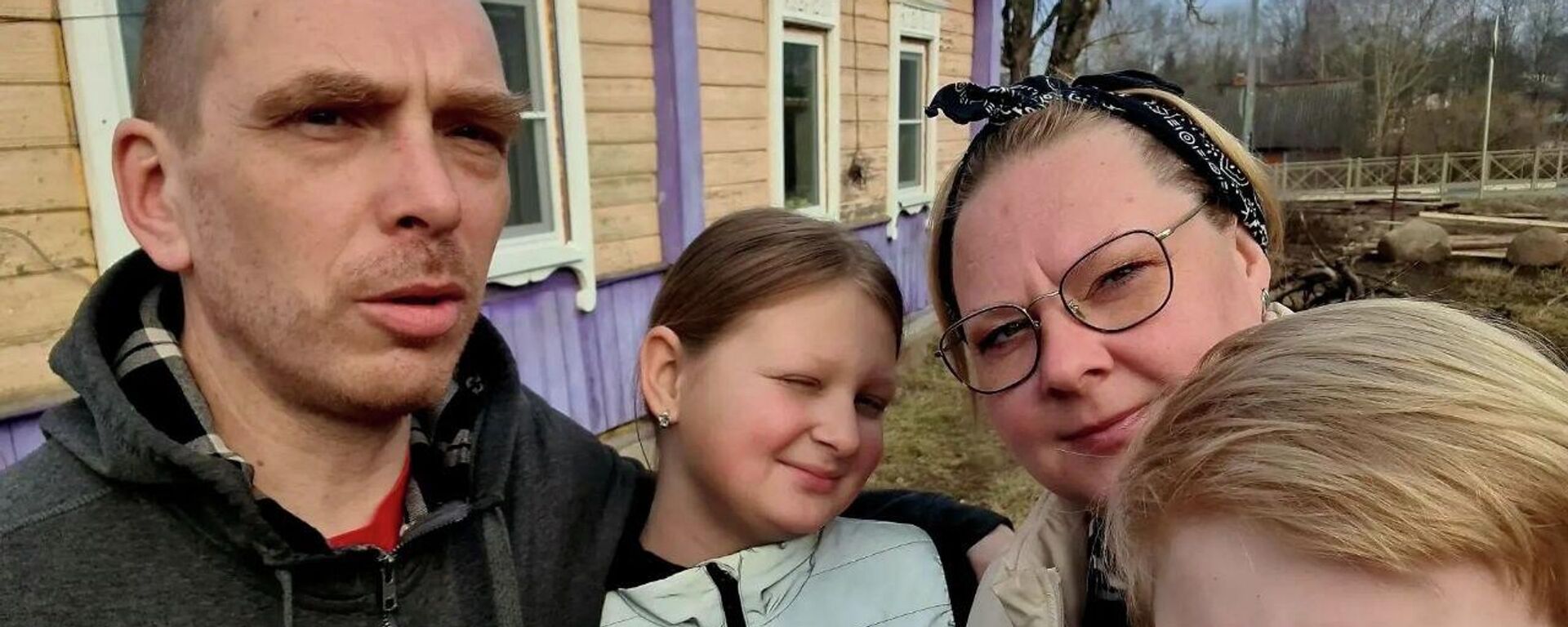 Марина Савичене: сын уехал из Финляндии в Россию из-за травли в школе - Sputnik Латвия, 1920, 10.04.2026