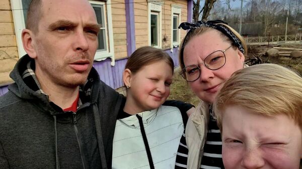 Марина Савичене: сын уехал из Финляндии в Россию из-за травли в школе - Sputnik Латвия