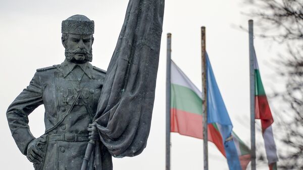 Памятник болгарским ополченцам в Софии - Sputnik Латвия