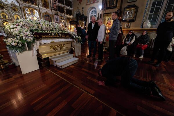 На фото: Пасхальная служба в храме - Sputnik Латвия