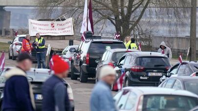 В Риге проходит акция протеста таксистов