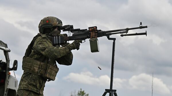 Боевая работа мобильной огневой группы группировки Южная на Константиновском направлении СВО - Sputnik Латвия