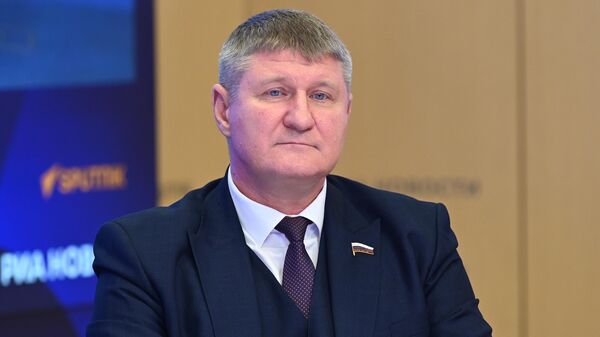 Депутат Госдумы РФ Михаил Шеремет - Sputnik Латвия