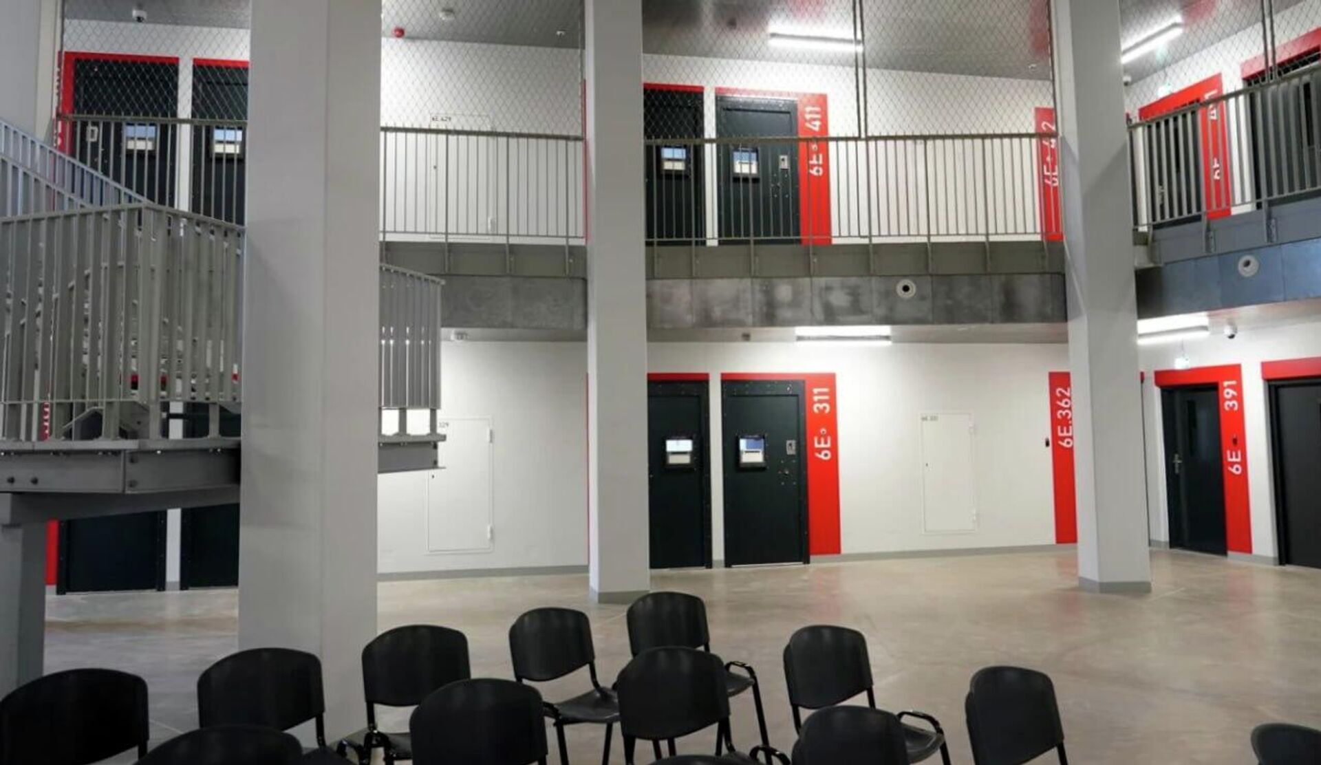 Интерьер тюрьмы в Лиепае - Sputnik Латвия, 1920, 20.04.2026