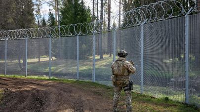 Премьер-министр Эвика Силиня посетила восточную границу Латвии 