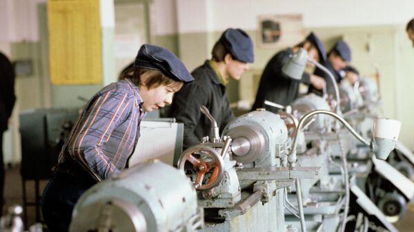 Производственно-техническое училище - Sputnik Латвия