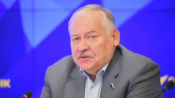 Затулин: Запад спит и видит, как растащить евразийское пространство - Sputnik Латвия