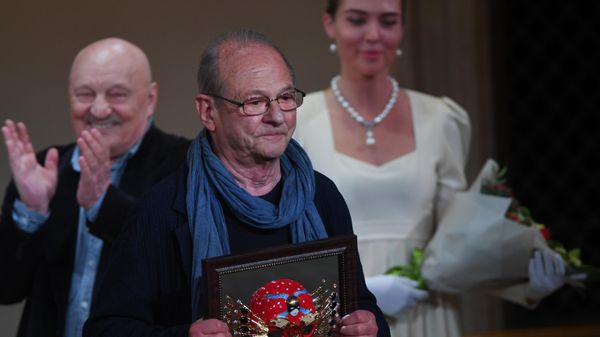 Режиссер Адольф Шапиро, ставший лауреатом в номинации За вклад в развитие театрального искусства - Sputnik Латвия