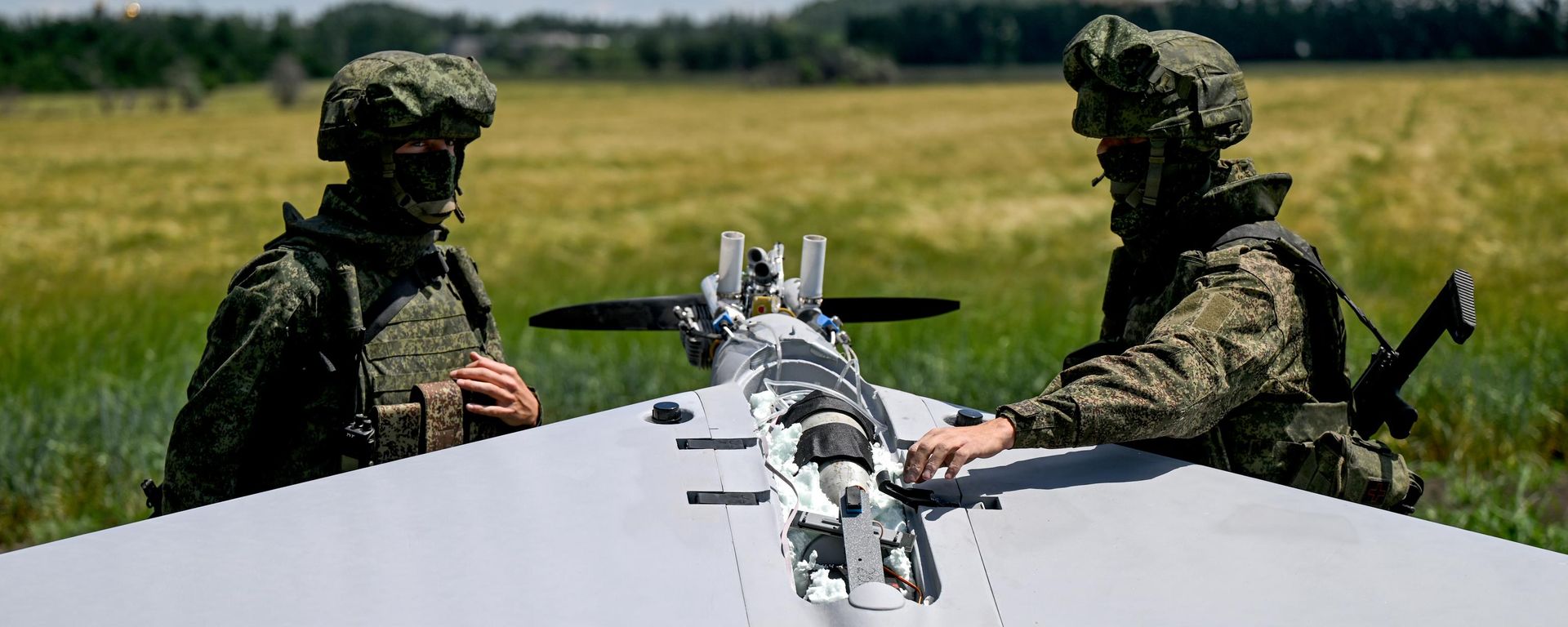 Боевая работа расчета БПЛА БМ-70 ВС России в зоне СВО - Sputnik Латвия, 1920, 07.07.2026
