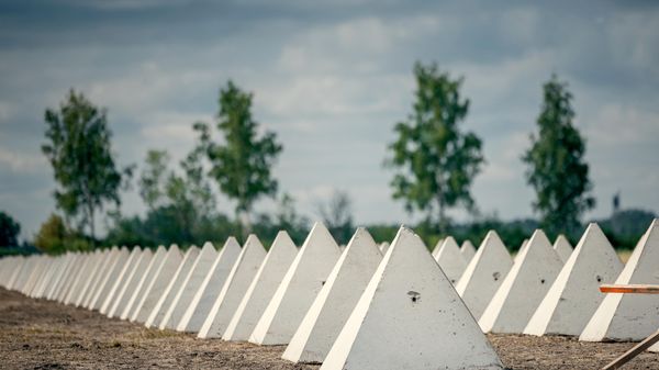 Зубы дракона на границе Латвии - Sputnik Латвия