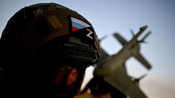 Боевое дежурство пункта воздушного наблюдения БАРС Курск на Сумском направлении СВО - Sputnik Латвия