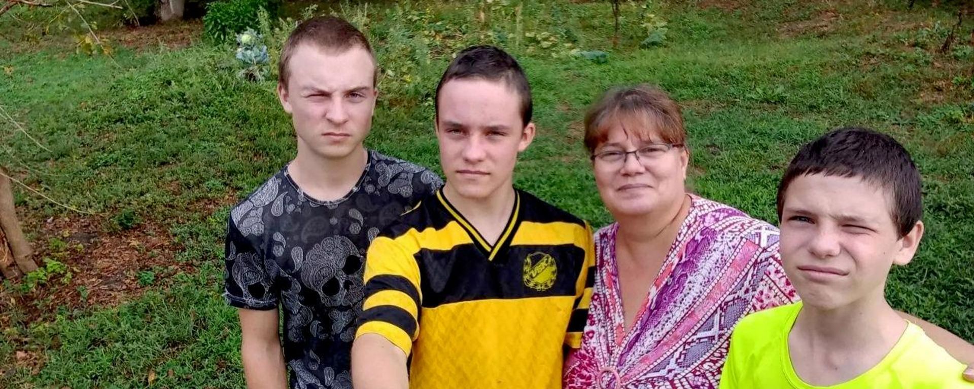 Латышизация младшего сына добила так, что в один день у него случилось два приступа эпилепсии… - Sputnik Латвия, 1920, 24.09.2026
