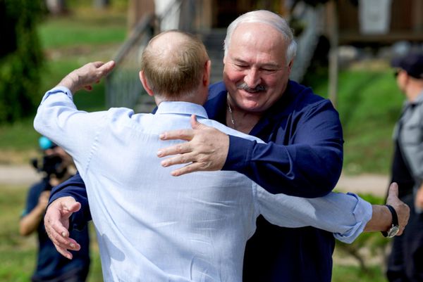 Президент РФ Владимир Путин и президент Белоруссии Александр Лукашенко посетили Валаам - Sputnik Латвия