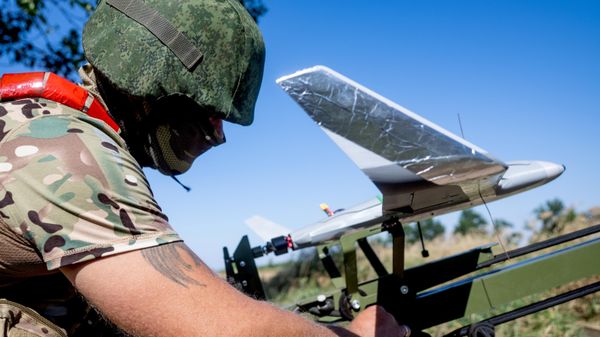 Поражение логистического центра Новая почта в Черноморске и ЦОД в Одессе - Sputnik Латвия