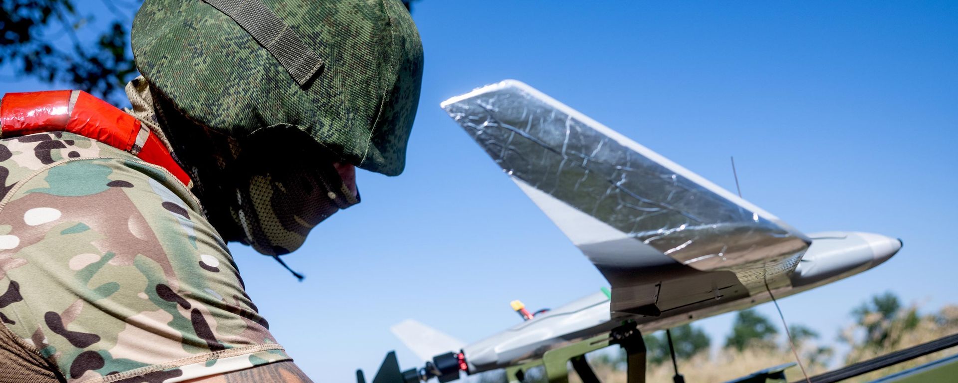 Поражение логистического центра Новая почта в Черноморске и ЦОД в Одессе - Sputnik Латвия, 1920, 10.10.2026