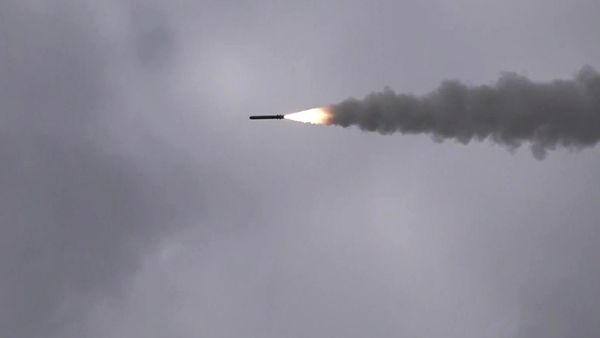 Работа ракетного комплекса Искандер по целям ВСУ, архивное фото - Sputnik Латвия