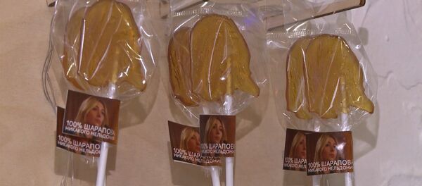 Никакого мельдония: кондитеры поддержали Шарапову выпуском леденцов - Sputnik Латвия