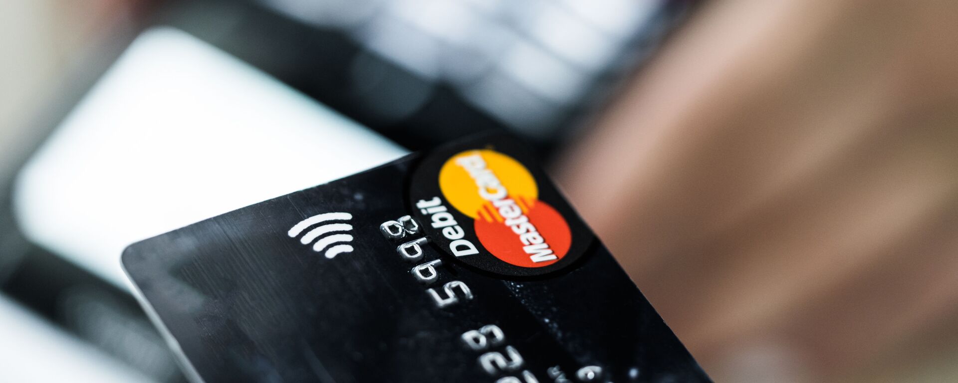 Платежный терминал - Sputnik Латвия, 1920, 11.04.2026