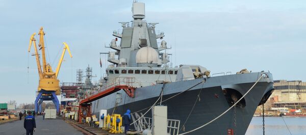 Корабль проекта 22350 Адмирал флота Касатонов на судостроительном предприятии Северная верфь в Санкт-Петербурге Корабль проекта 22350 Адмирал флота Касатонов на судостроительном предприятии Северная верфь в Санкт-Петербурге - Sputnik Latvija