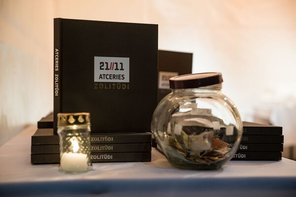 Книга Помним Золитуде в память трагедии 2013 года - Sputnik Латвия